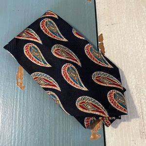 Mens silk tie